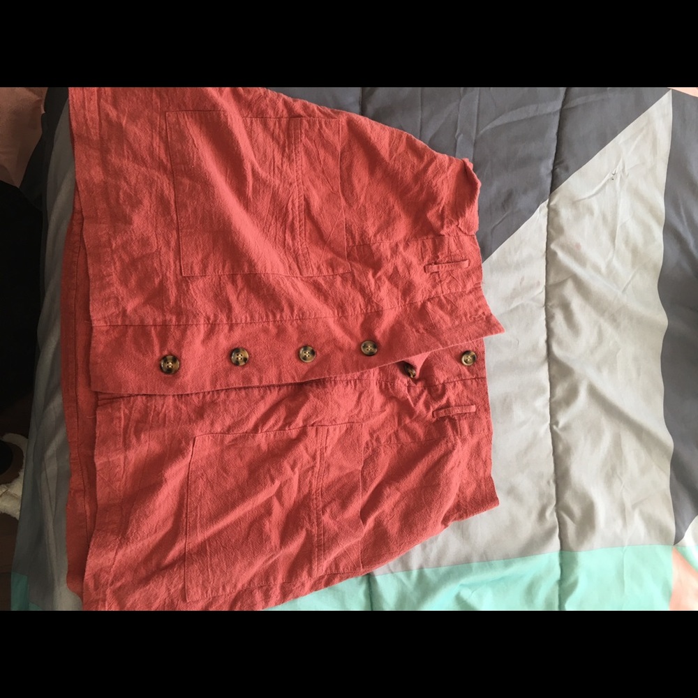 Skirts - Picture 2 of 2